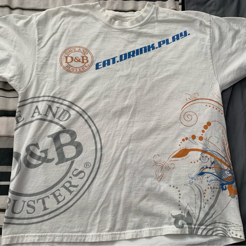 Dave & Busters t-shirt
